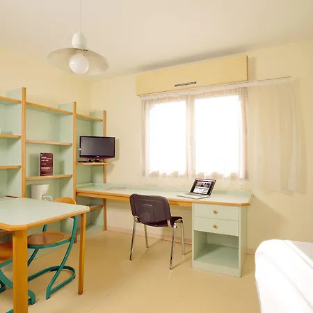 Lägenhetshotell Cerise La Beaujoire 3*