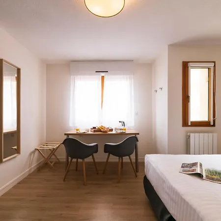 Cerise La Beaujoire 3*