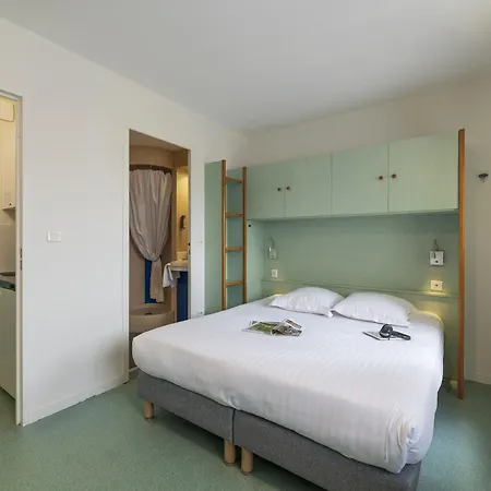 Lägenhetshotell Cerise La Beaujoire 3*