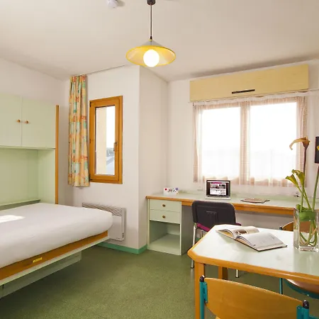 Cerise La Beaujoire 3*