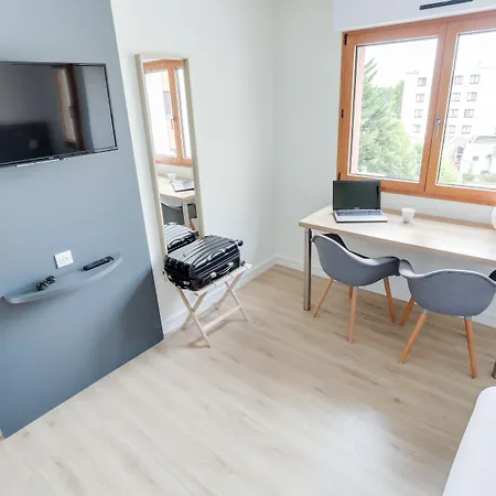 Cerise La Beaujoire 3*