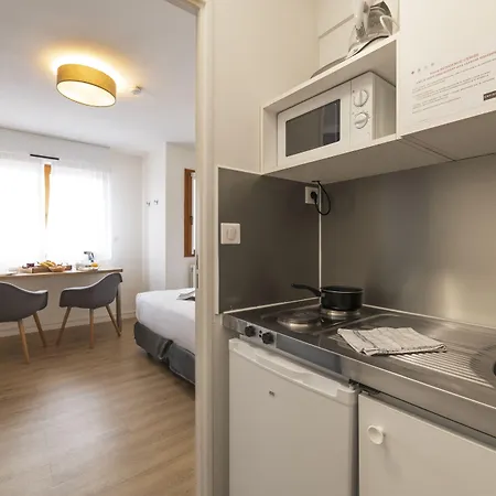 Cerise La Beaujoire Ναντ