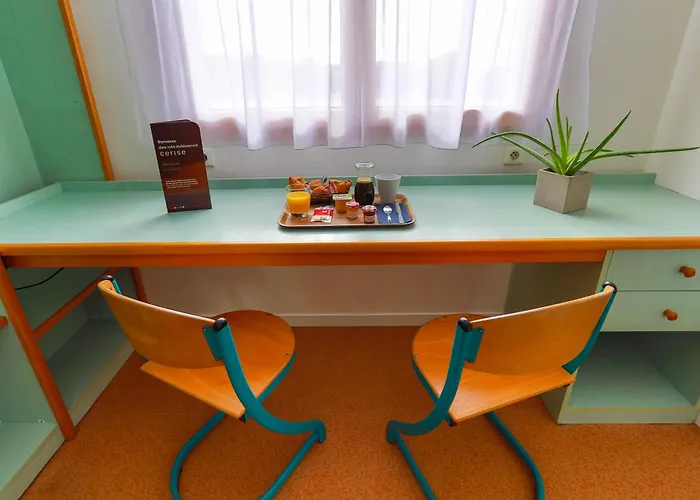 Cerise La Beaujoire شقة فندقية 3*