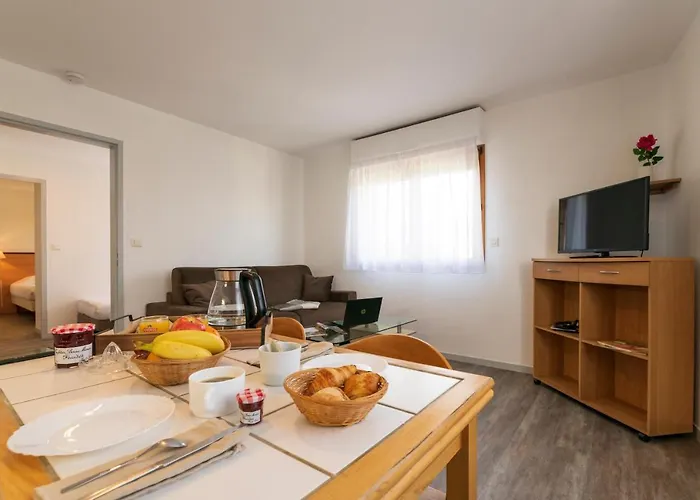 Cerise La Beaujoire 3*