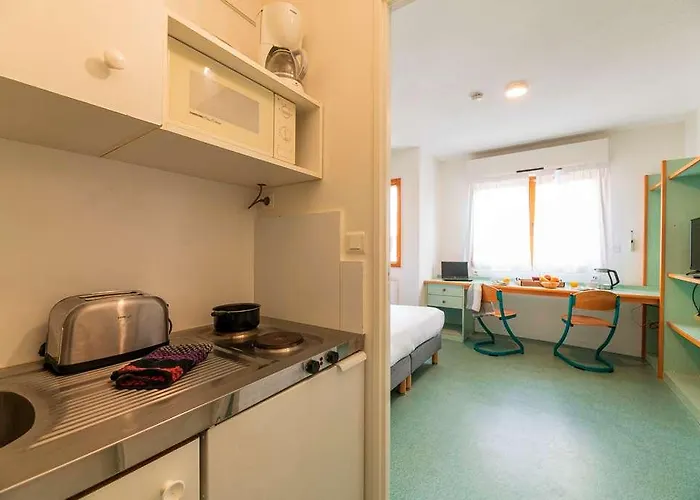 Cerise La Beaujoire شقة فندقية