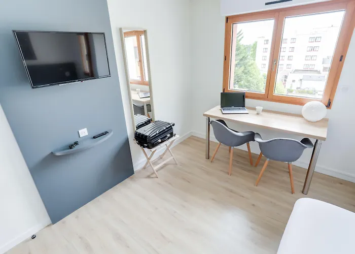 Cerise La Beaujoire 3*