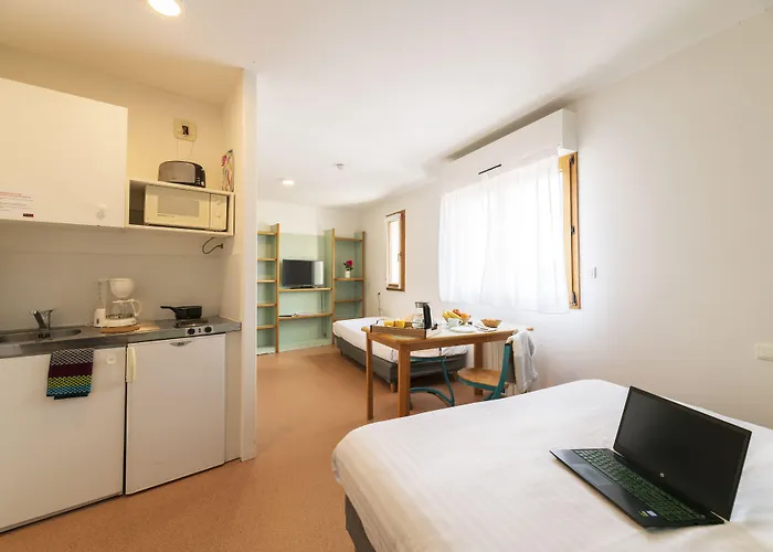 Cerise La Beaujoire شقة فندقية