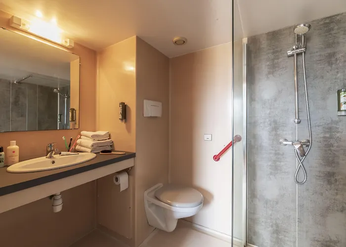 Cerise La Beaujoire 3*